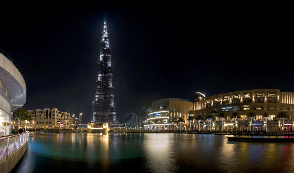 Tour Burj Khalifa de nuit à Dubai